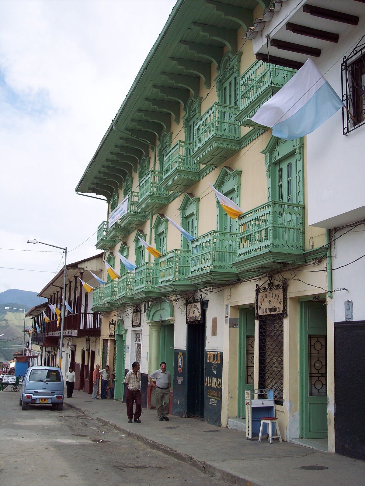 Ruta de la Flor y el Capiro